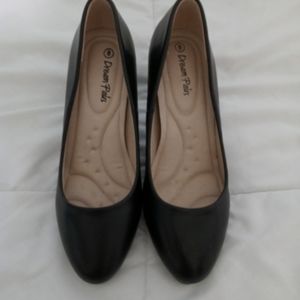 NWOT,  Dream Paris Black Heels Size 8